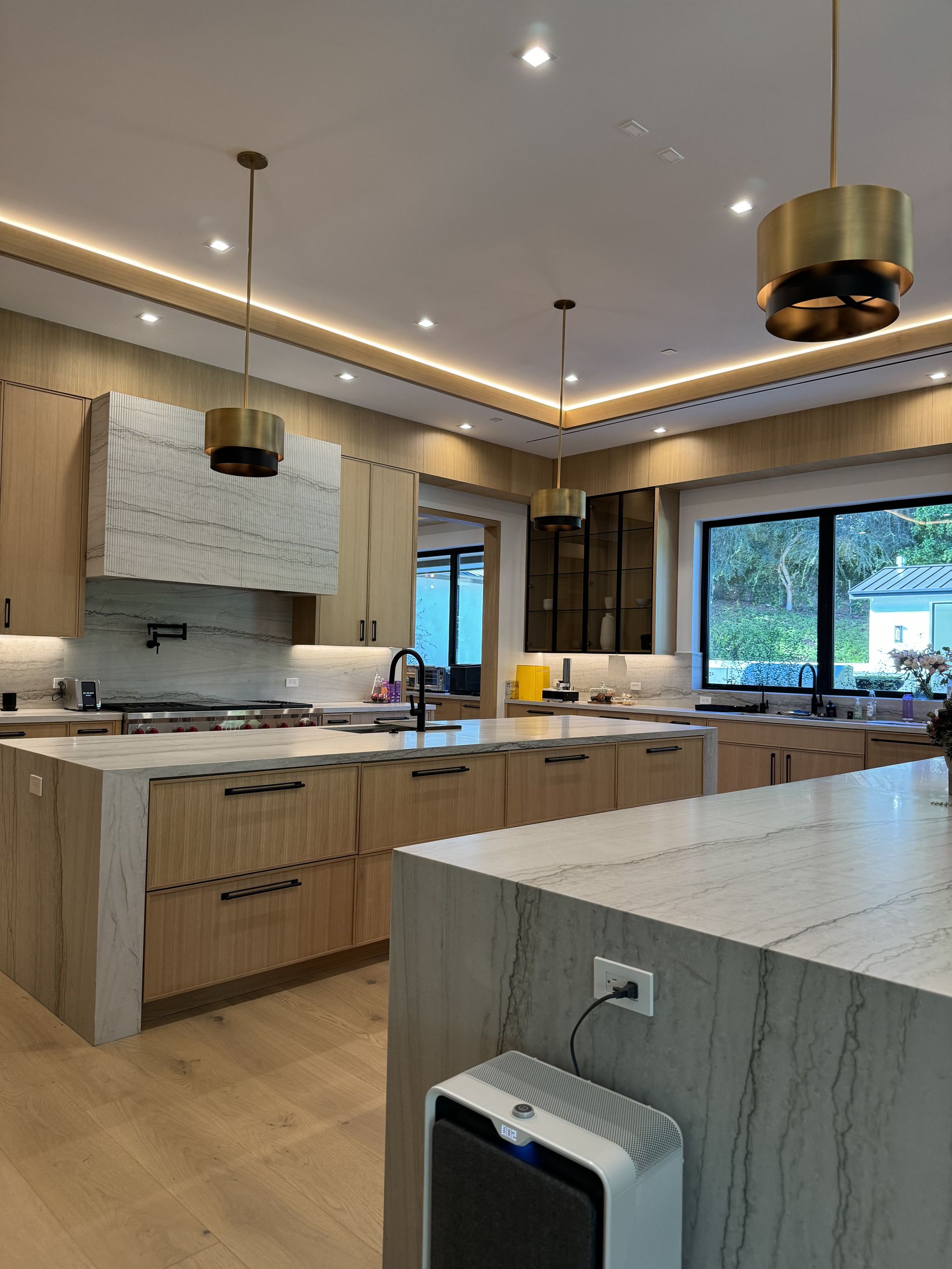 LED cove linear lighting